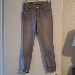Old Navy Rockstar mid rise skinny jeans